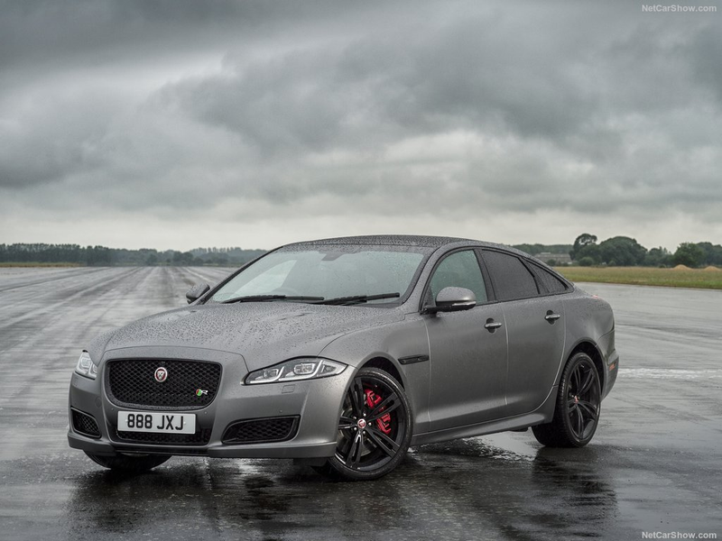 Illustration for article titled The Jaguar XJ is 50, so Let's Look Back at its Life